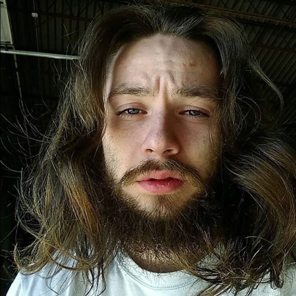 Meet your Posher, Justin